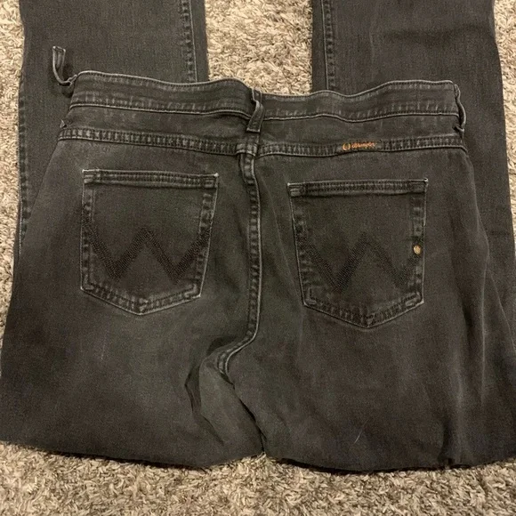 Women’s Wrangler Qbaby Jeans - Picture 6 of 8